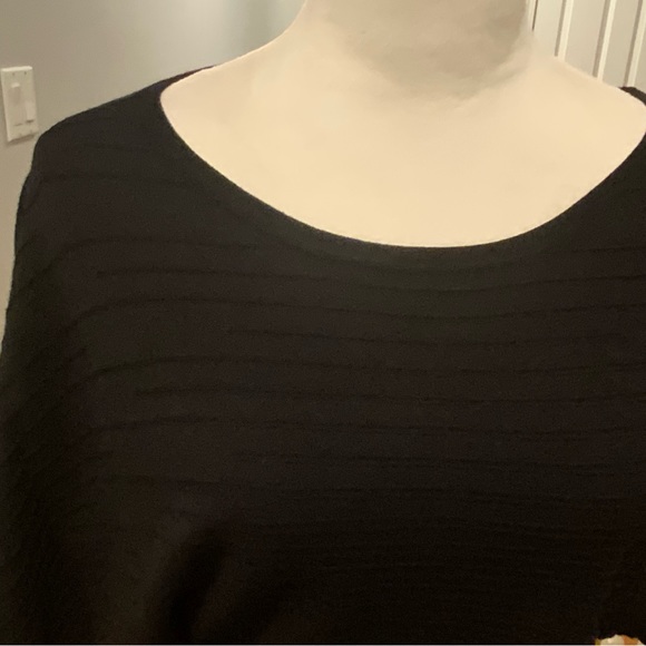 NWOT Ladies black sweater top, size medium Petite. Dolmen sleeves. Like new. - Picture 3 of 6